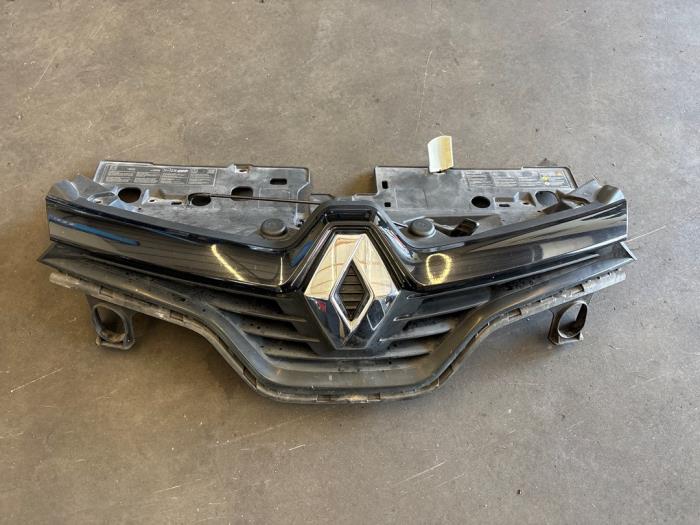 Używane Grill Renault Captur I (2R) 0.9 Energy TCE 12V Cena € 74,98 Procedura marży oferowane przez Autodemontage Tegelen
