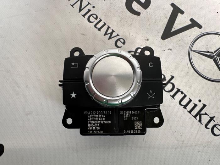Usagé Direction système de commande Mercedes E (W212) E-200 CGI 16V BlueEfficiency Prix € 60,50 Prix TTC proposé par De Vogel Auto's B.V.