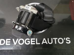 Nowe Napinacz pasa bezpieczenstwa prawy tyl Mercedes GLC (X253) Cena € 145,20 Z VAT oferowane przez De Vogel Auto's B.V.