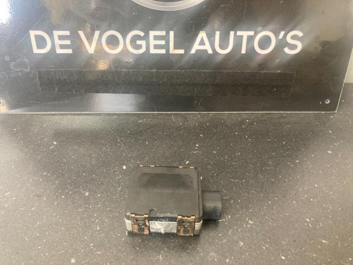 Radar sensor from a Mercedes-Benz Vito (447.6)  2021