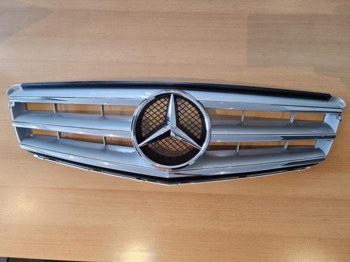 Grille Mercedes C 9744 - A2048800023 - De Vogel Auto's B.V.