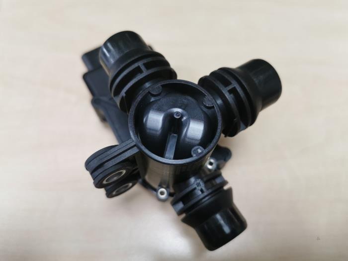 Electric heater valve Mercedes A0005061300