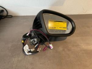 Used Wing mirror, right Mercedes A (177.0) Price € 544,50 Inclusive VAT offered by De Vogel Auto's B.V.