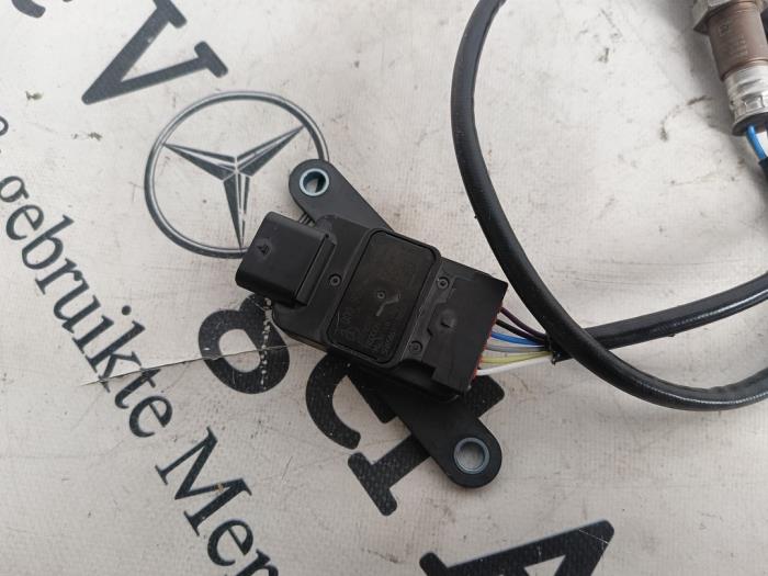 Lambda probe from a Mercedes-Benz E (W214) E-300de 2.0 Turbo 16V 2024