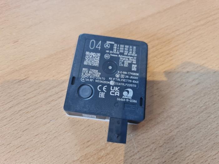 Begagnade Dödvinkelsensor Mercedes CLE (C236) 3.0 450 4-Matic 24V Pris € 175,00 Marginaltabell erbjuds av De Vogel Auto's B.V.