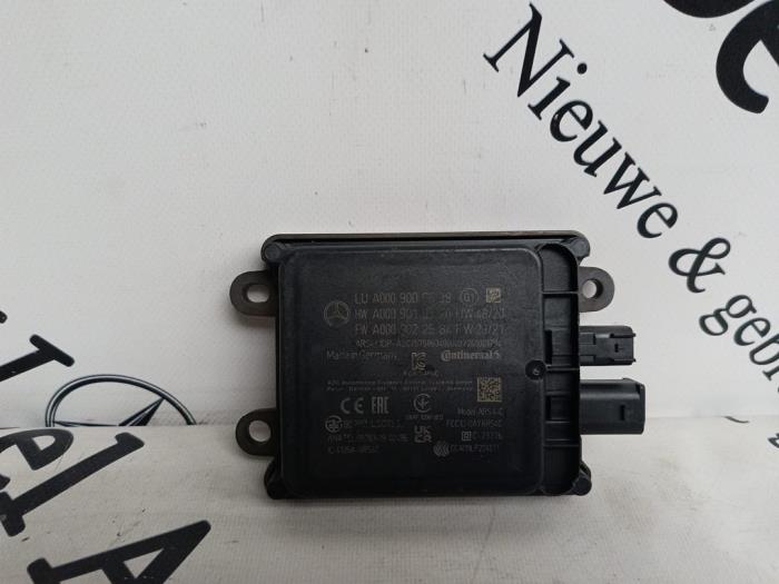 Begagnade Radarsensor Mercedes C (W206) C-300 e 2.0 Turbo Pris € 350,90 Inklusive moms erbjuds av De Vogel Auto's B.V.