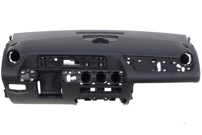 Usados Salpicadero Mercedes GLA (H247) Precio € 907,50 IVA incluido ofrecido por De Vogel Auto's B.V.