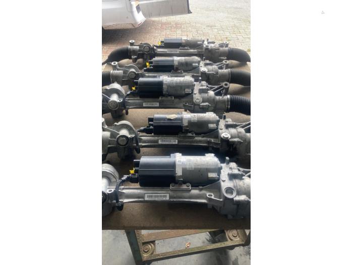 Gebrauchte Lenkgetriebe Servo Mercedes C (W205) Preis € 907,50 Mit Mehrwertsteuer angeboten von De Vogel Auto's B.V.