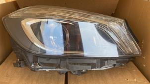Used Headlight, right Mercedes A (W176) Price € 574,75 Inclusive VAT offered by De Vogel Auto's B.V.