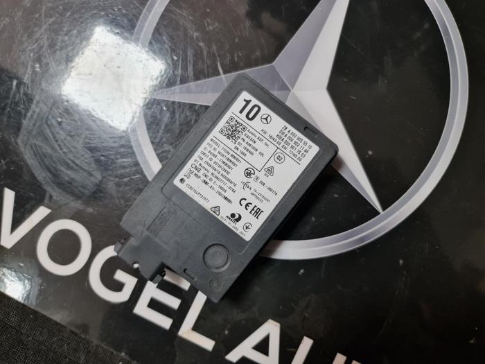 Begagnade Dödvinkelsensor Mercedes CLA (118.3) Pris € 302,50 Inklusive moms erbjuds av De Vogel Auto's B.V.