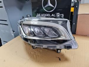 Used Headlight, right Mercedes Sprinter 3,5t (907.6/910.6) Price € 665,50 Inclusive VAT offered by De Vogel Auto's B.V.