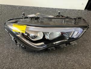 Used Headlight, right Mercedes CLA Price € 756,25 Inclusive VAT offered by De Vogel Auto's B.V.