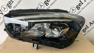 Używane Reflektor lewy Mercedes Citan (420.6) Cena € 847,00 Z VAT oferowane przez De Vogel Auto's B.V.