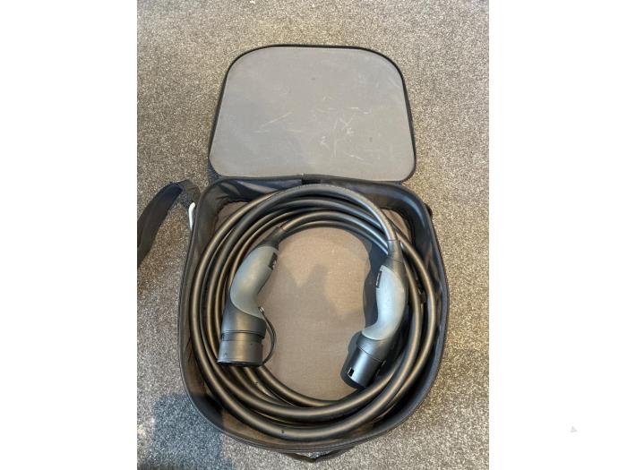 Ladekabel Elektro-auto Mercedes EQE SUV - A0005832605 MERCEDES