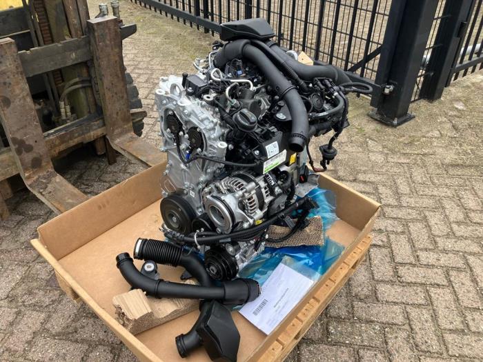 Neue Motor Mercedes A (177.0) 1.3 A-200 Turbo 16V Preis € 4.840,00 Mit Mehrwertsteuer angeboten von De Vogel Auto's B.V.