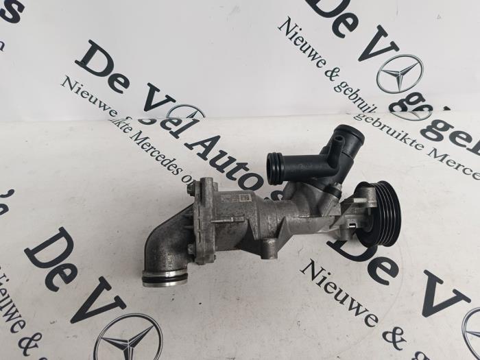 Begagnade Vattenpump Mercedes B (W247) 2.0 B-220 Turbo 16V Pris € 74,95 Marginaltabell erbjuds av De Vogel Auto's B.V.