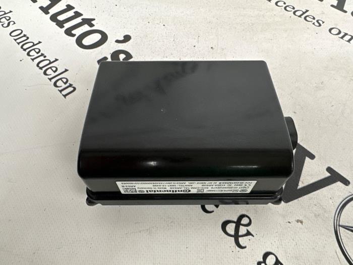 Begagnade Radarsensor Mercedes C (W205) C-250 2.0 CGI 16V Pris € 284,35 Inklusive moms erbjuds av De Vogel Auto's B.V.