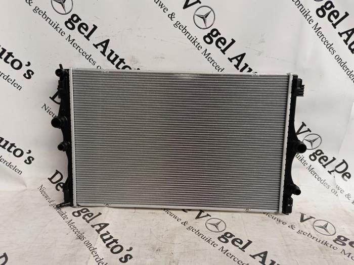 Neuf Radiateur Mercedes A (177.0) 1.3 A-180 Turbo 16V Prix € 229,90 Prix TTC proposé par De Vogel Auto's B.V.
