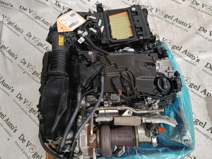 Used Engine Mercedes C (W206) C-300 2.0 EQ Boost Turbo 4-Matic Price € 6.957,50 Inclusive VAT offered by De Vogel Auto's B.V.