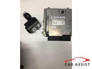 Used Ignition lock + computer Mercedes Sprinter Price on request offered by Car Assist