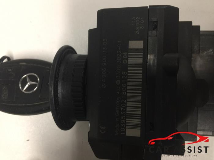 Ignition lock + computer from a Mercedes-Benz Sprinter 3t (906.71)  2018