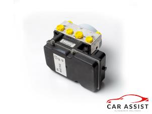 Usagé Pompe ABS Opel Corsa D 1.2 16V Prix € 195,00 Règlement à la marge proposé par Car Assist