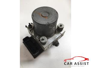 Used ABS pump Nissan Primastar Price € 100,00 Margin scheme offered by Car Assist