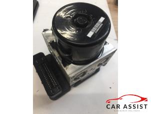 Usados Bomba ABS Volvo XC70 Precio € 120,00 Norma de margen ofrecido por Car Assist