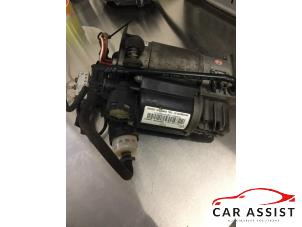 Used Air pump (suspension) Mercedes S-Klasse Price on request offered by Car Assist