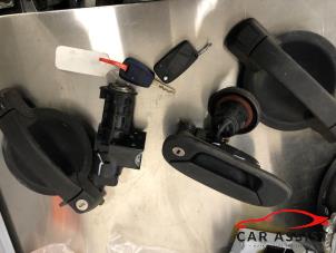 Used Set of cylinder locks (complete) Fiat Doblo Price € 50,00 Margin scheme offered by Car Assist