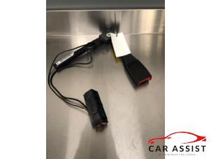Używane Napinacz pasa bezpieczenstwa lewy Opel Corsa Cena na żądanie oferowane przez Car Assist