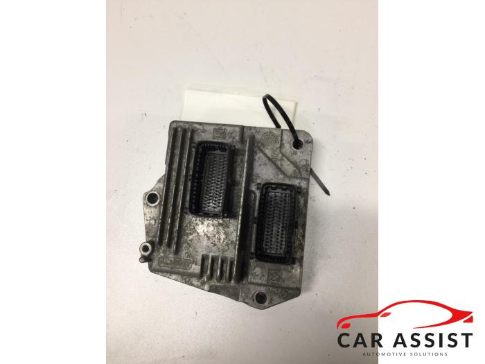 Used Engine management computer Opel Zafira (M75) Price € 200,00 Margin scheme offered by Car Assist