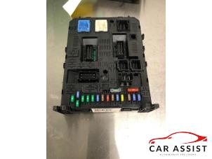 Używane Skrzynka bezpieczników Peugeot Expert Cena na żądanie oferowane przez Car Assist