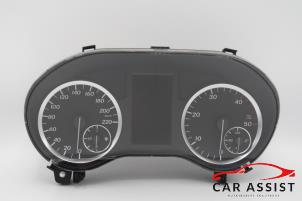 Gebrauchte Tacho - Kombiinstrument KM Mercedes Vito Preis € 250,00 Margenregelung angeboten von Car Assist