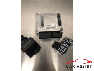Usagé Serrure de contact + ordinateur Mercedes E-Klasse Prix sur demande proposé par Car Assist