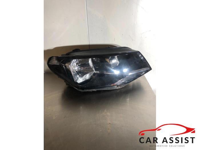 Używane Reflektor prawy Volkswagen Caddy Cena na żądanie oferowane przez Car Assist