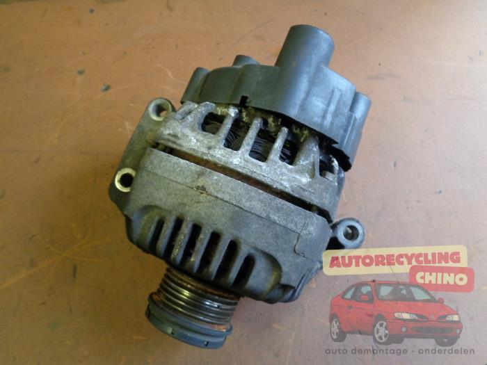 Begagnade Dynamo Fiat Grande Punto (199) 1.3 JTD Multijet 16V Pris € 38,00 Marginaltabell erbjuds av Autorecycling Chino B.V.