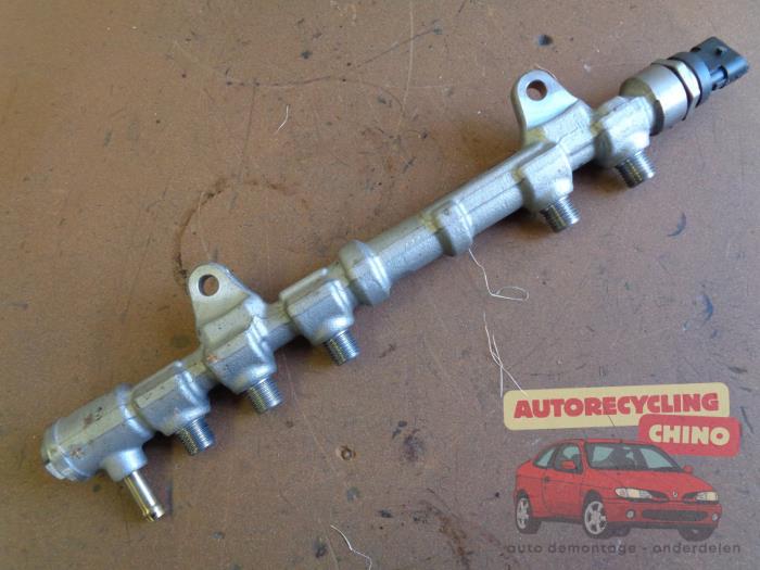Usagé Système d'injection Ford Ka II 1.3 TDCi 16V Prix € 38,00 Règlement à la marge proposé par Autorecycling Chino B.V.
