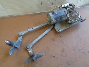 Used Wiper motor + mechanism Peugeot 205 II (20A/C) 1.4 Price € 35,00 Margin scheme offered by Autorecycling Bart