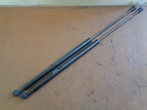 Used Set of tailgate gas struts Peugeot 205 II (20A/C) 1.4 Price € 25,00 Margin scheme offered by Autorecycling Bart