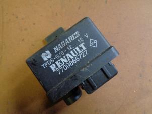 Used Glow plug relay Renault Express/Rapid/Extra 1.9 D Price € 20,00 Margin scheme offered by Autorecycling Bart