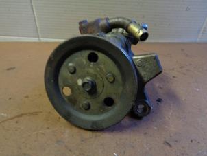 Used Power steering pump Honda Civic Shuttle (EE) 1.6i 16V 4x4 Price € 35,00 Margin scheme offered by Autorecycling Bart