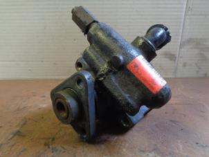 Used Power steering pump Fiat Doblo (223A/119) 1.6 16V Price € 35,00 Margin scheme offered by Autorecycling Bart