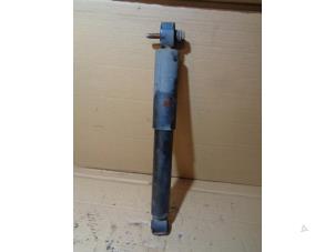 Used Rear shock absorber rod, right Fiat Punto II (188) 1.4 16V Price € 35,00 Margin scheme offered by Autorecycling Bart