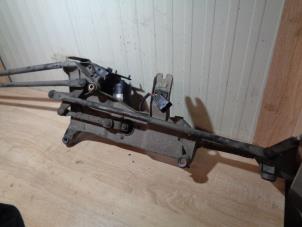 Used Wiper motor + mechanism Lancia Phedra 3.0 V6 24V Price € 50,00 Margin scheme offered by Autorecycling Bart