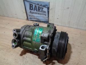 Used Air conditioning pump Renault Twingo (C06) 1.2 Price € 35,00 Margin scheme offered by Autorecycling Bart