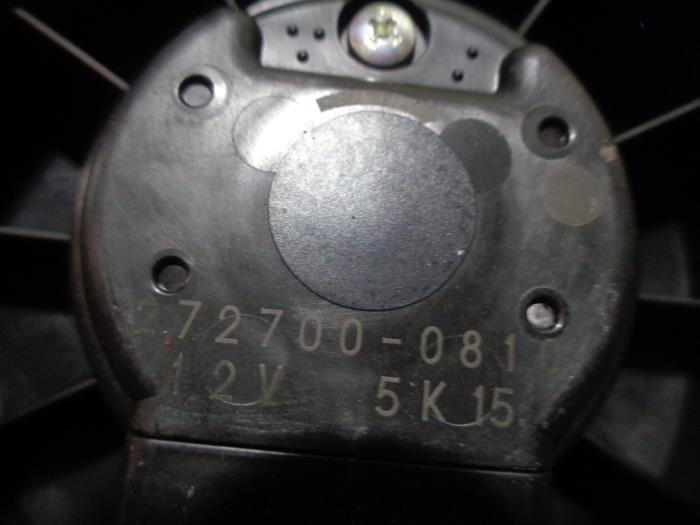 Heizung Belüftungsmotor van een Daihatsu Cuore (L251/271/276) 1.0 12V DVVT 2008