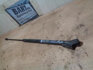 Used Rear gas strut, left Mitsubishi Space Star (A0) 1.2 12V Price € 15,00 Margin scheme offered by Autorecycling Bart