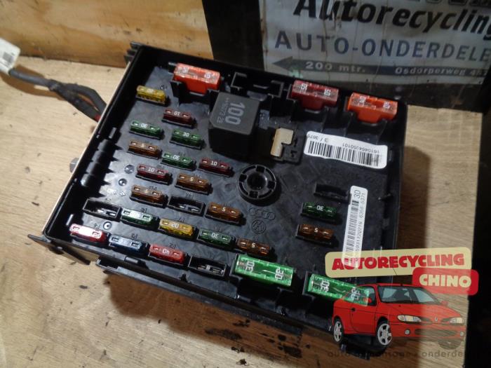 Fuse box Audi Q3 2.0 TDI 16V 150 Quattro 3C0937125A OEM