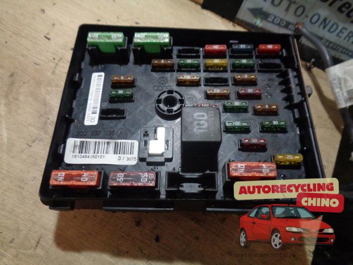 Fuse box Audi Q3 2.0 TDI 16V 150 Quattro 3C0937125A OEM